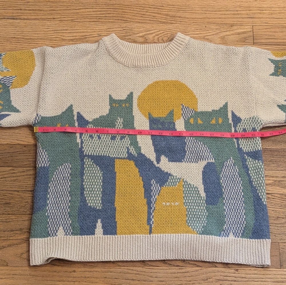 Vintage Cream Sweater with Blue, Green and Yellow Cat Motif - Picture 3 of 8